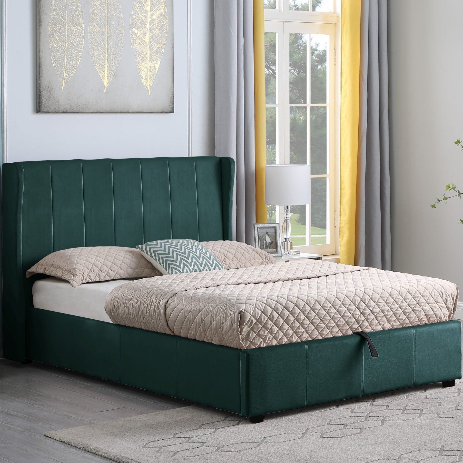 Amelia 5' Plus Bed - Green Velvet Fabric