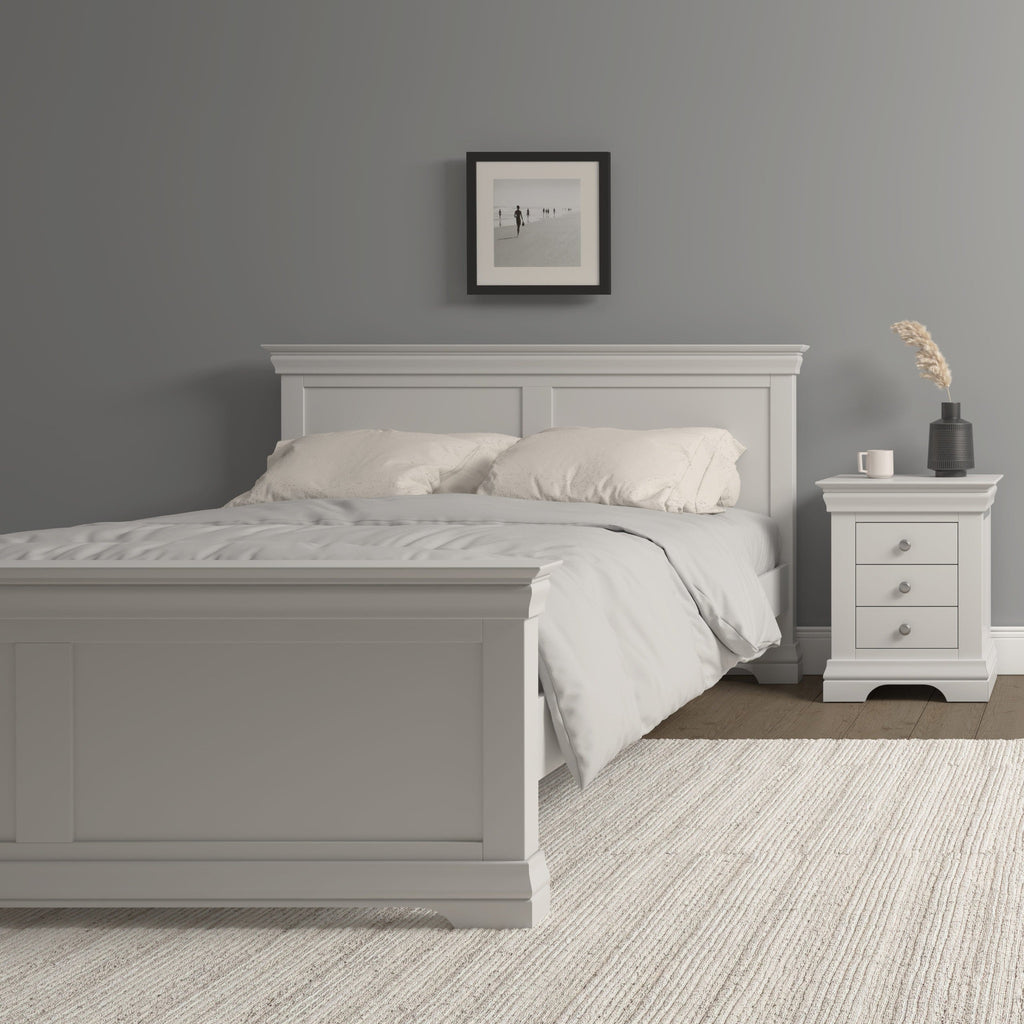 Bordeaux 5' High End Bed - Ivory