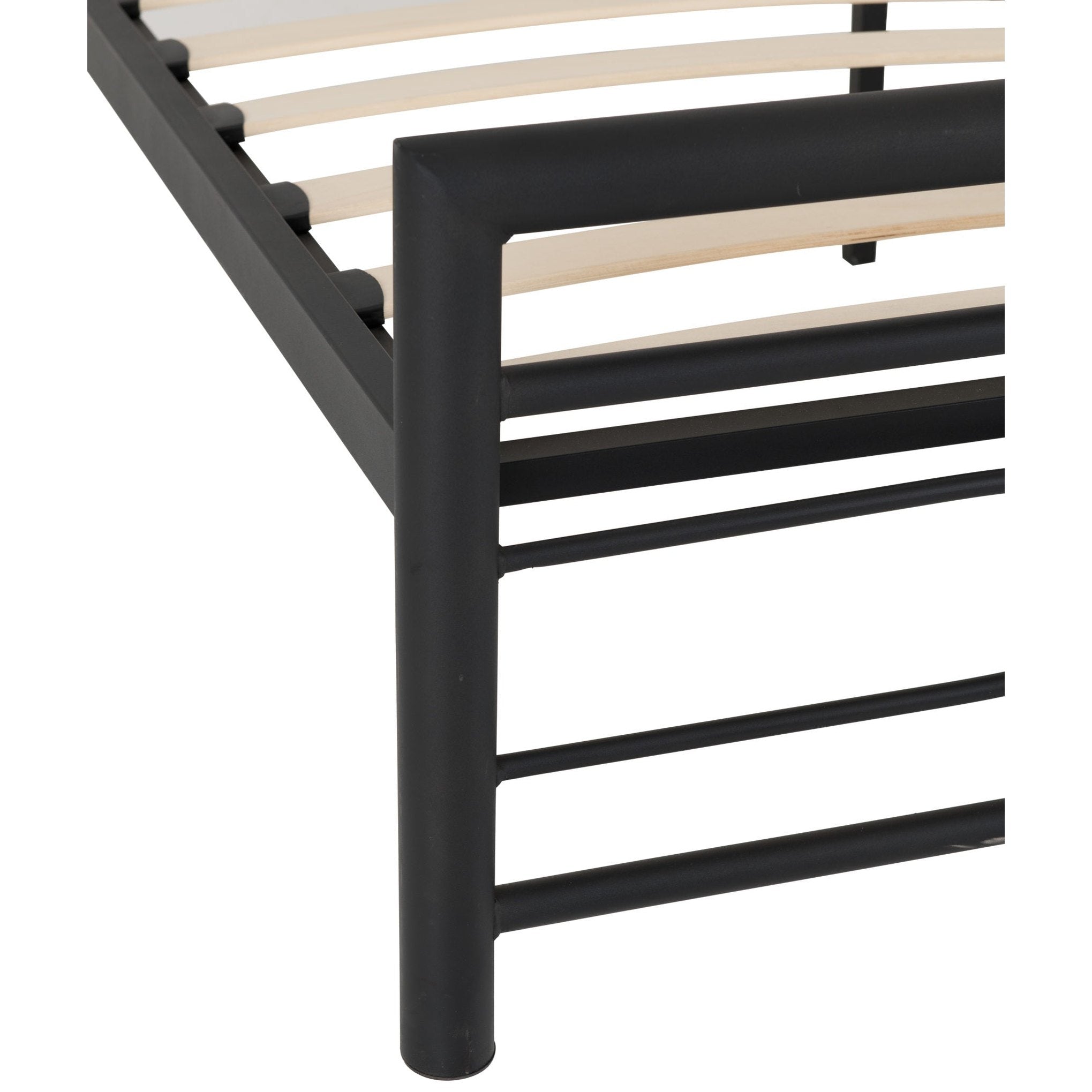 Kelly 4'6" Bed - Black