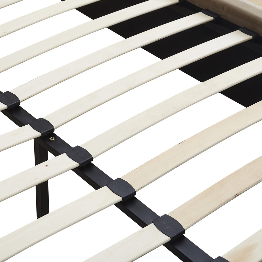 Madison 5' Bed - Fawn Velvet Fabric