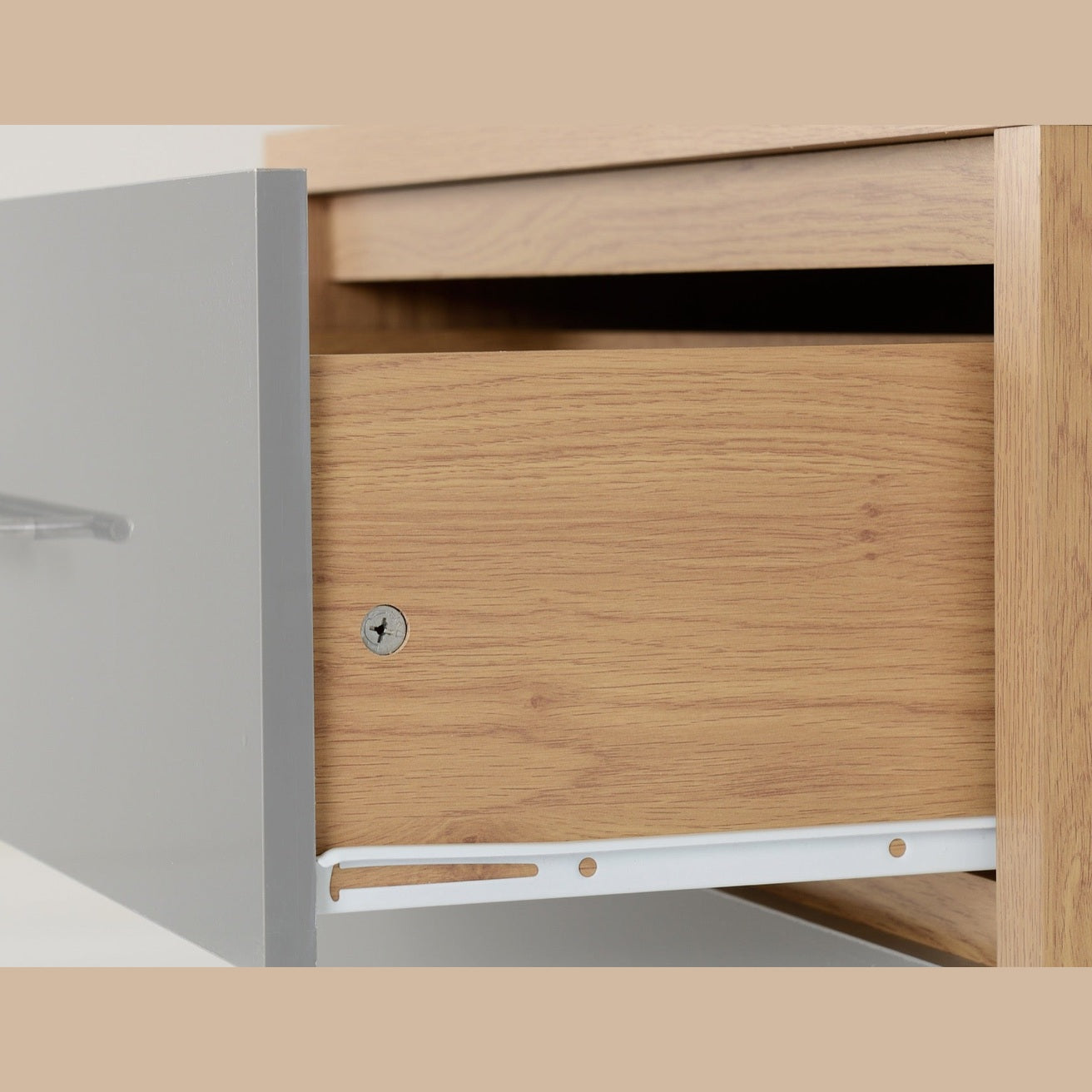 Seville 3 Drawer Chest - Grey Gloss/Light Oak Effect Veneer